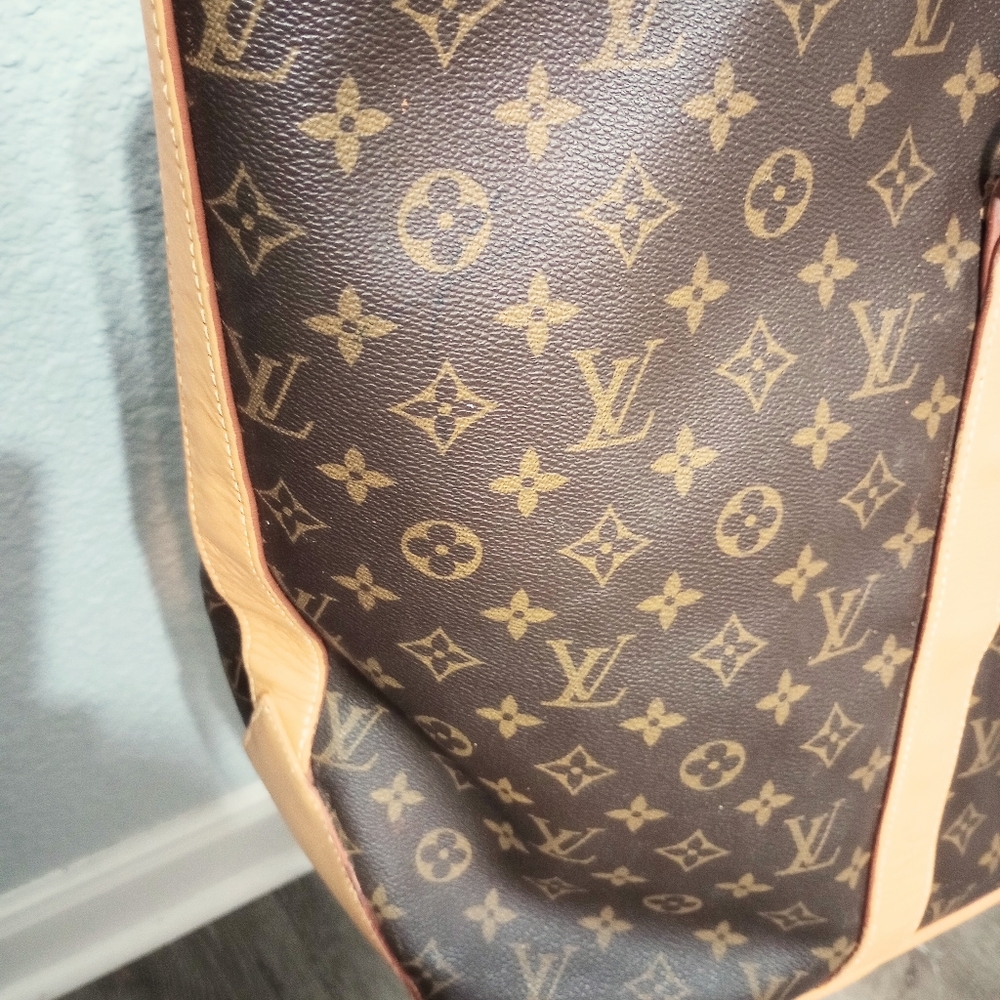 Louis Vuitton bags - Picture 15 of 16
